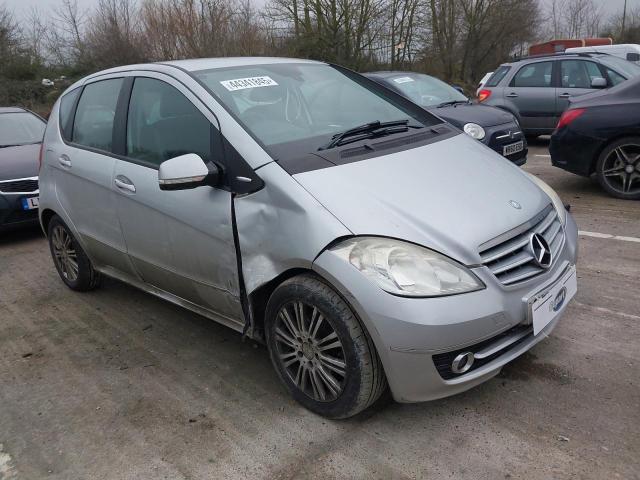 2009 MERCEDES BENZ A180 CDI E