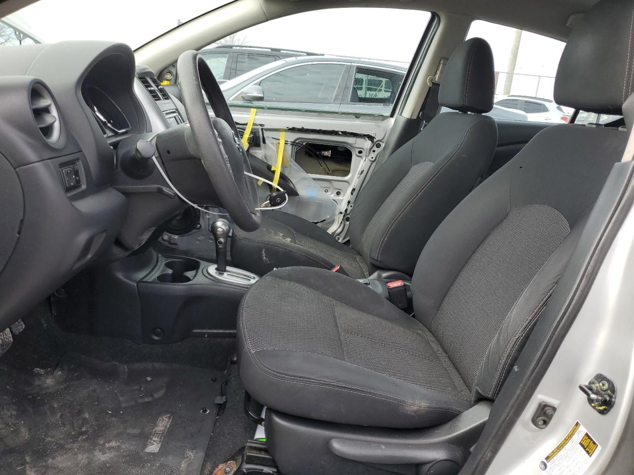 2015 Nissan Versa - Image 7