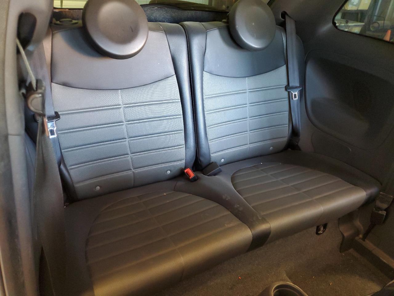 2013 Fiat 500 - Image 10