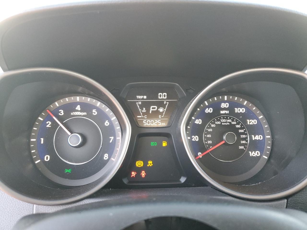 2014 Hyundai Elantra - Image 9