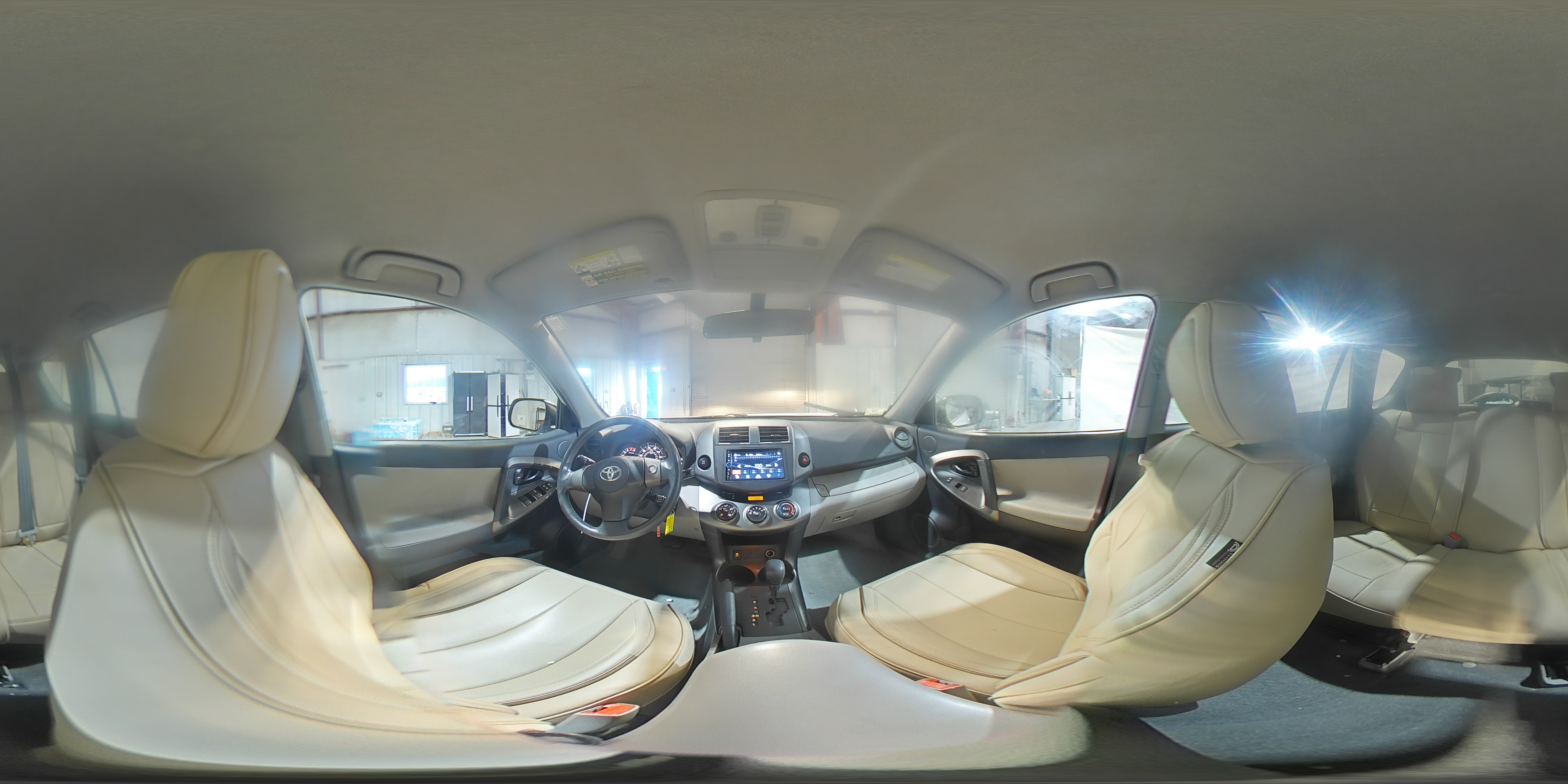 2011 Toyota RAV 4 - Image 13