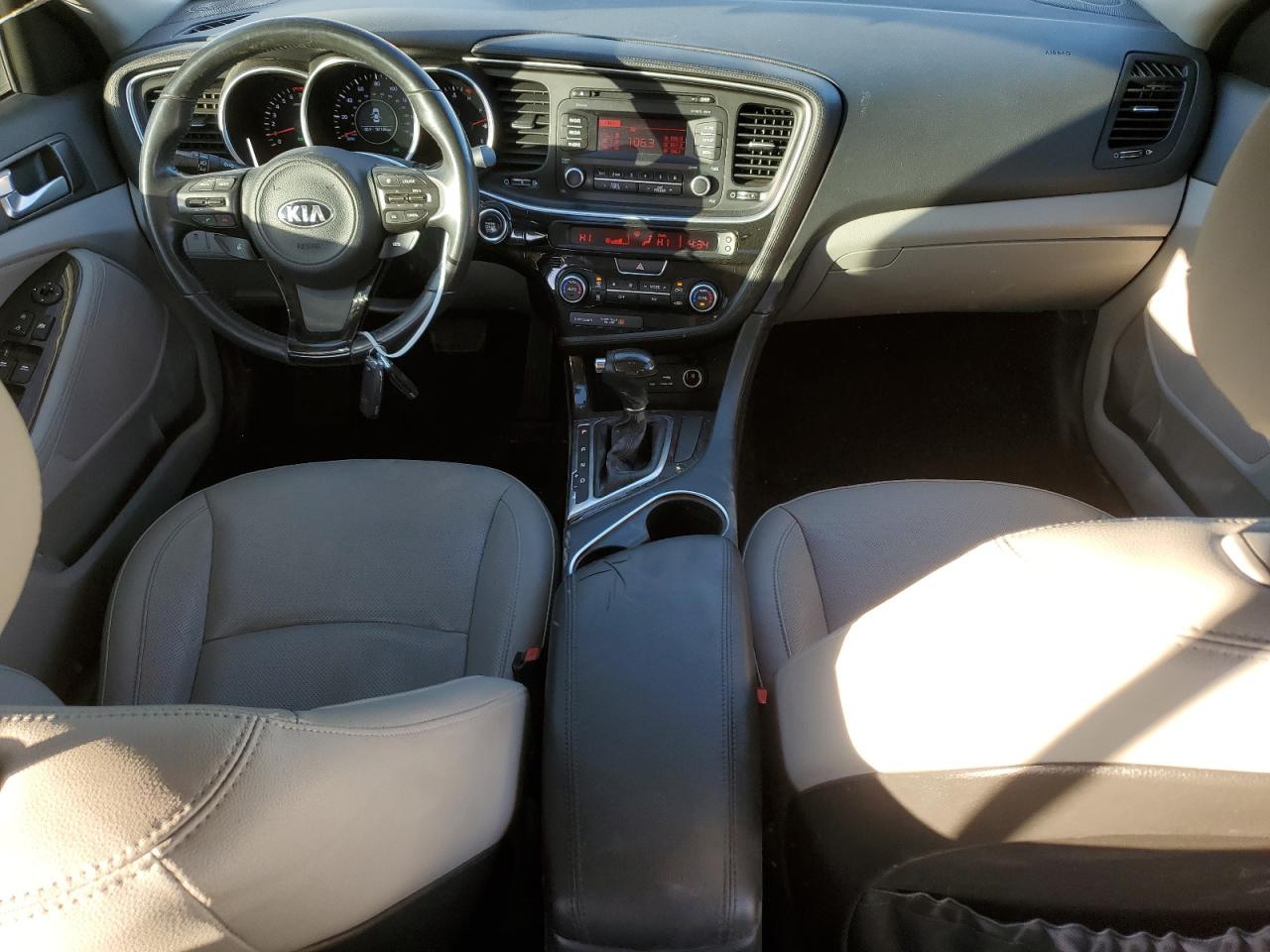2015 Kia Optima - Image 8