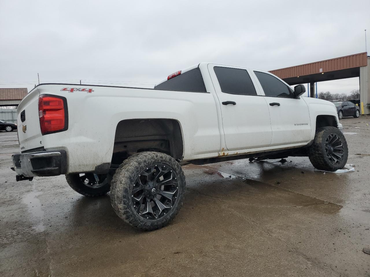 2014 Chevrolet Silverado - Image 3