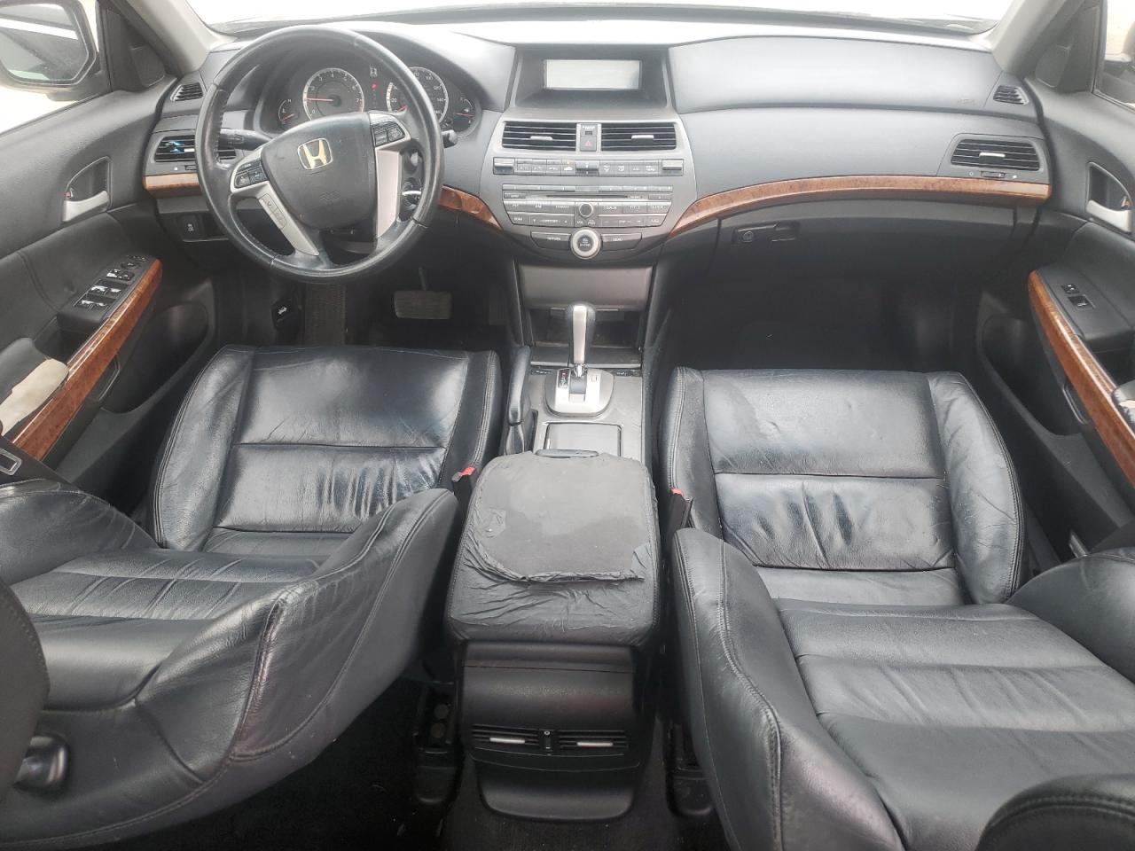 2012 Honda Accord - Image 8