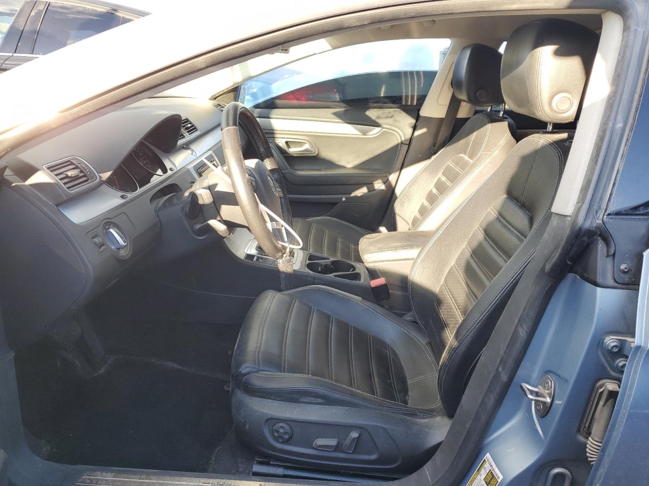 2013 Volkswagen Passat CC - Image 7
