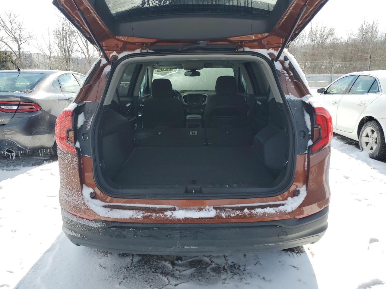 2019 GMC Terrain - Image 6