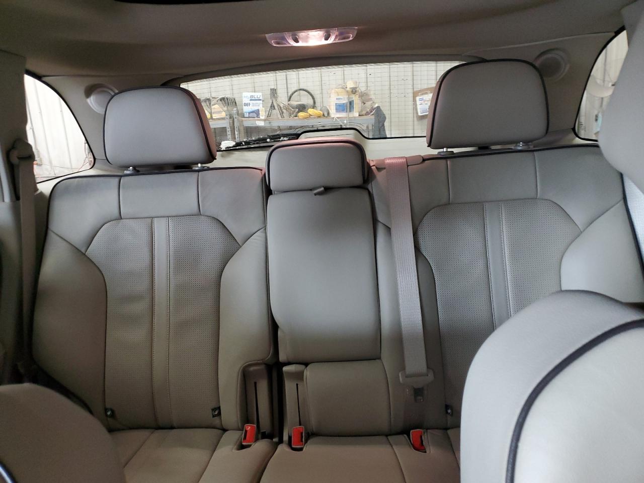2015 Lincoln MKX - Image 10