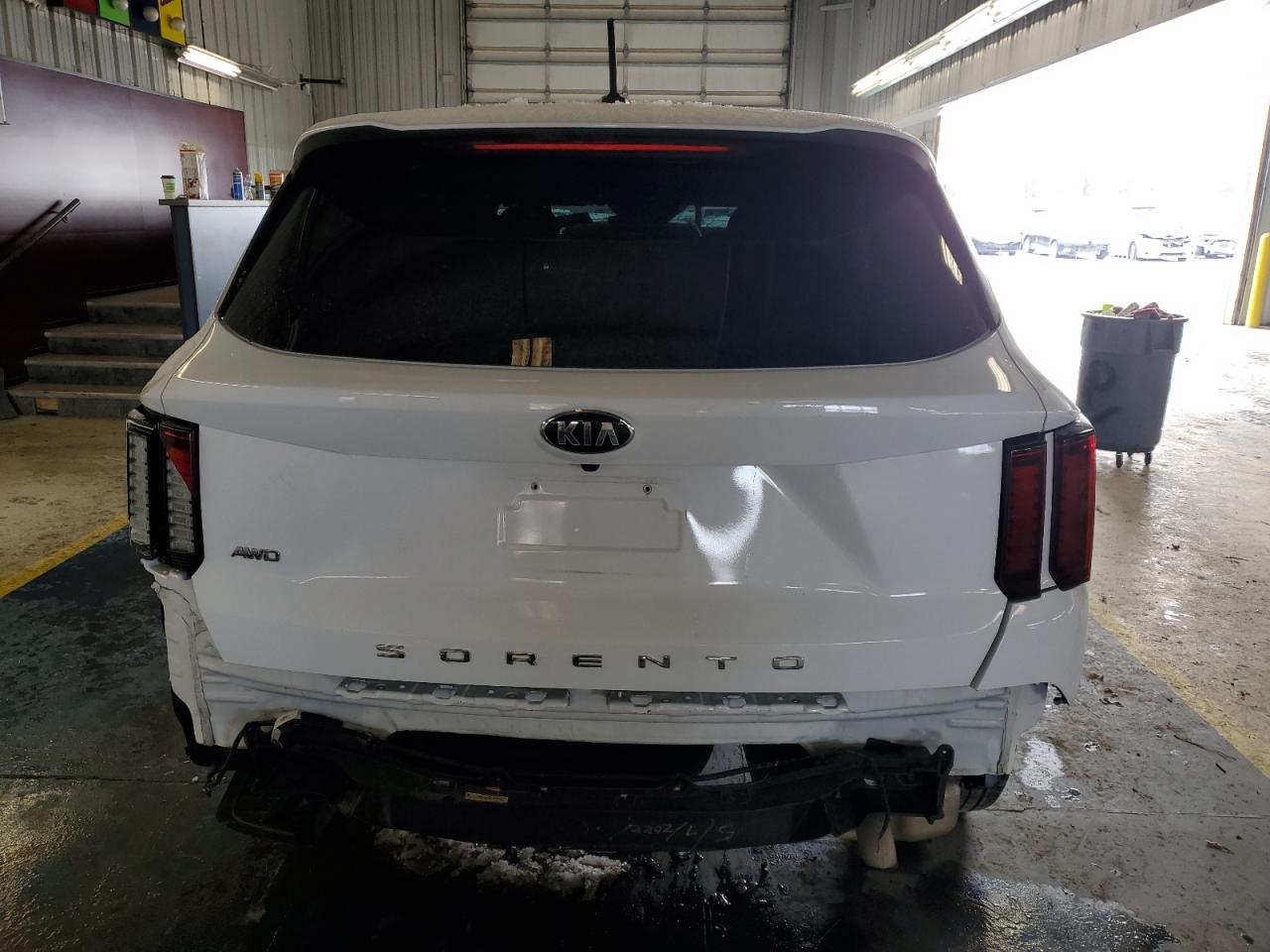 2021 Kia Sorento - Image 6