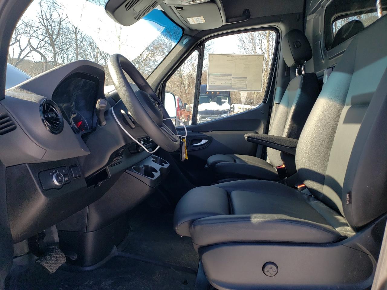 2024 Mercedes-Benz Sprinter - Image 7