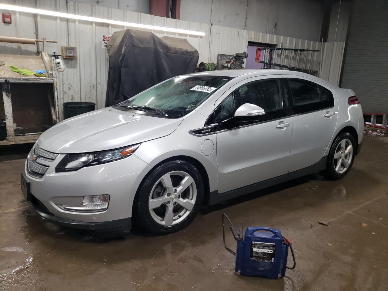 2014 Chevrolet Volt - Image 1