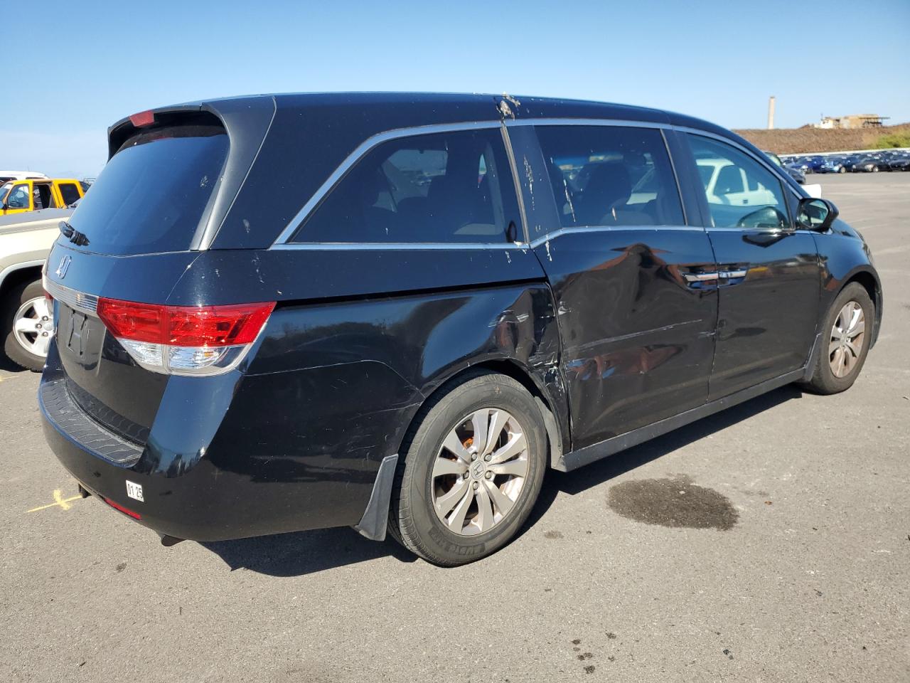 2015 Honda Odyssey - Image 3