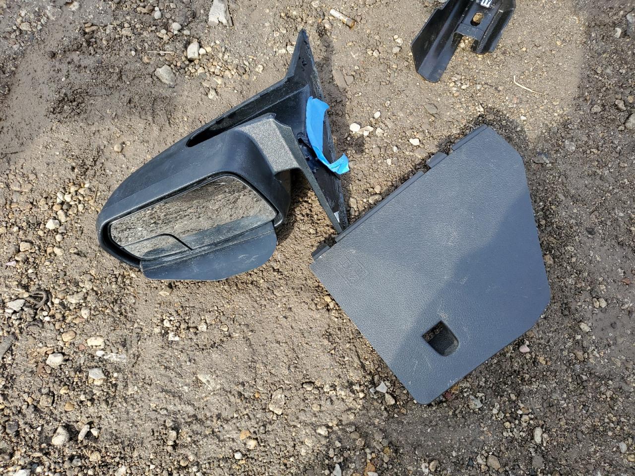 2011 Ford Mustang - Image 12