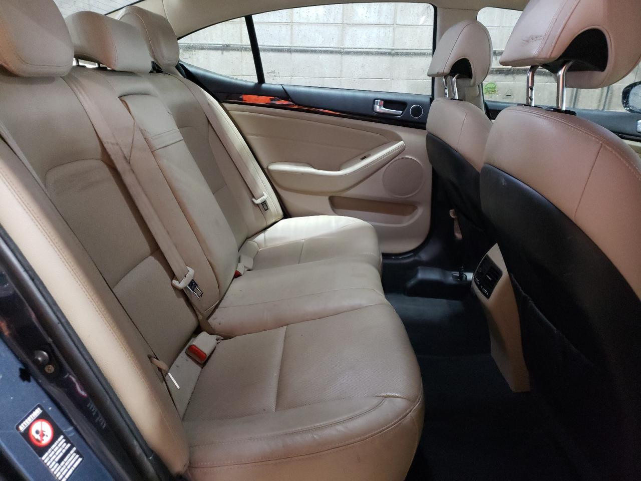 2015 Kia Cadenza - Image 10