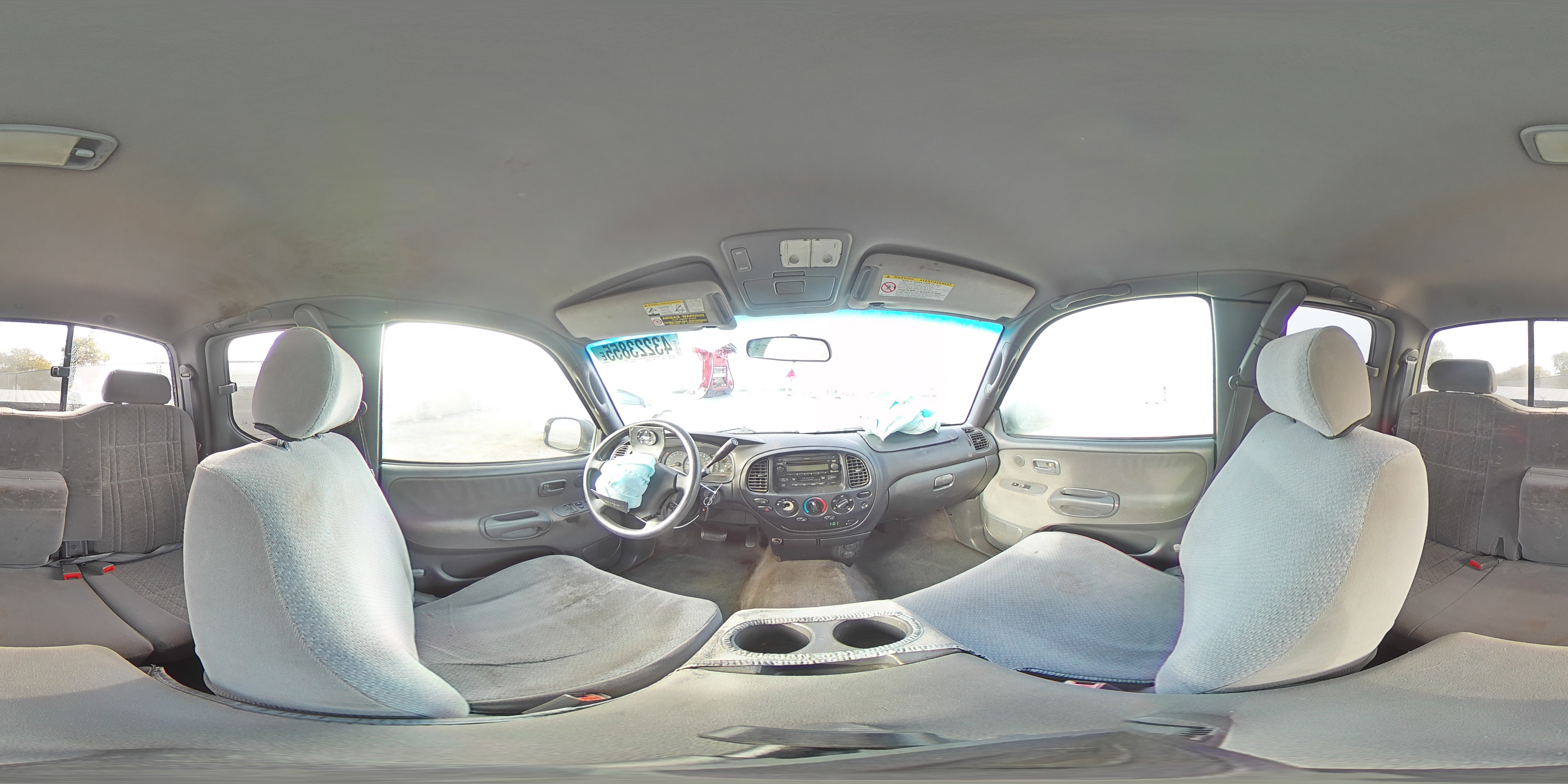 2004 Toyota Tundra - Image 12