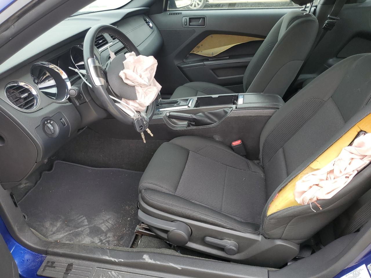2014 Ford Mustang - Image 7