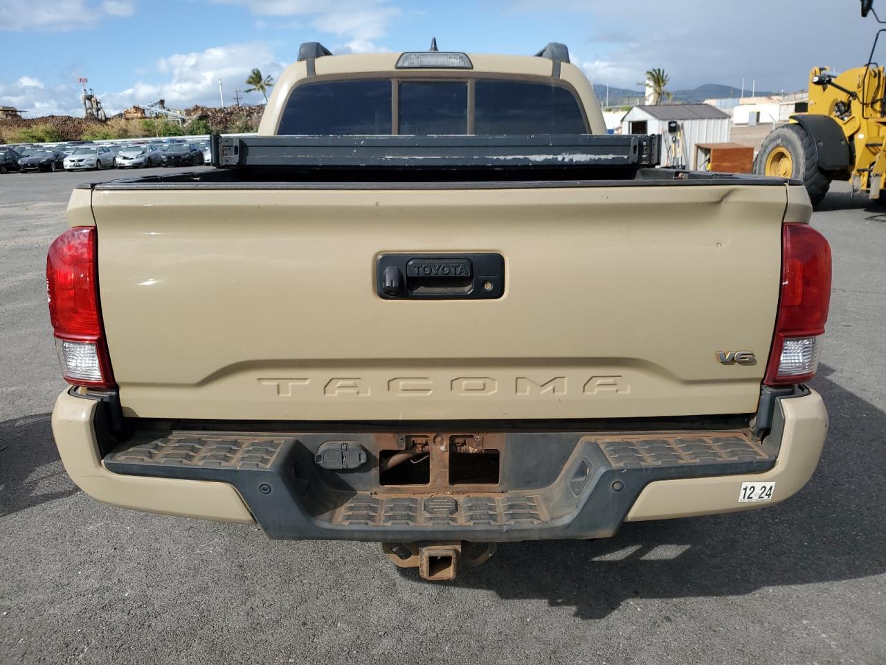 2016 Toyota Tacoma - Image 6