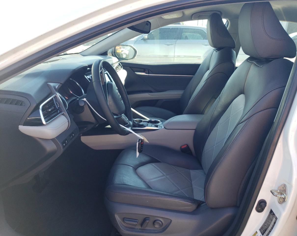2018 Toyota Camry - Image 7