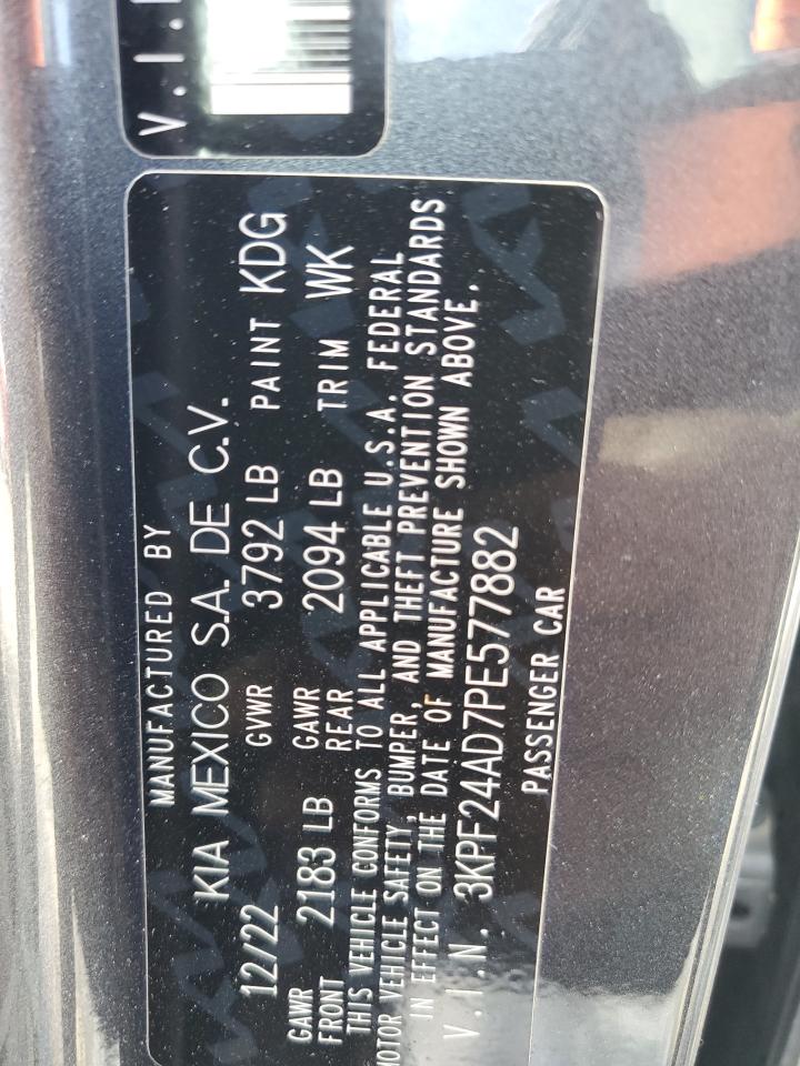2023 Kia Forte - Image 12