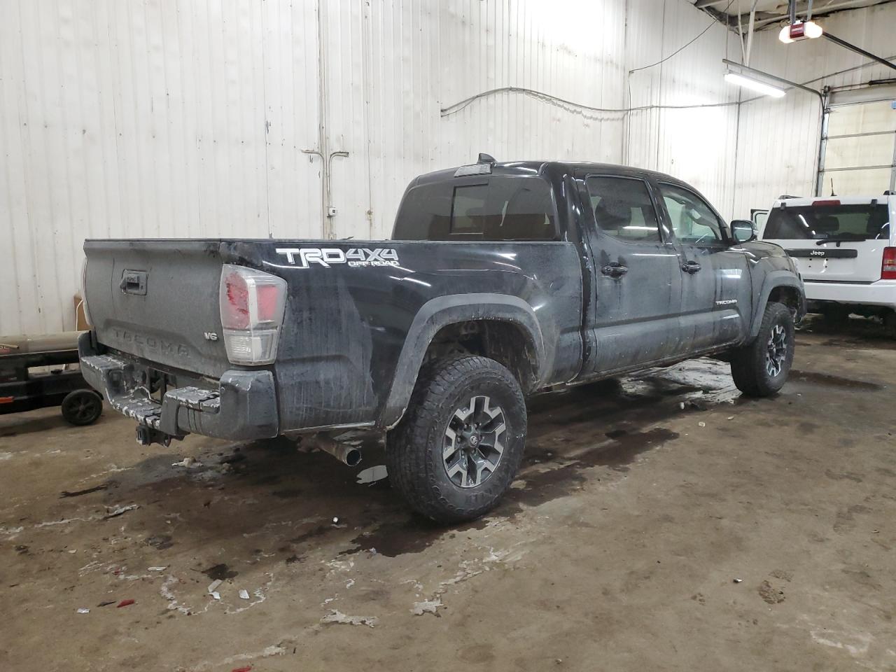 2022 Toyota Tacoma - Image 3