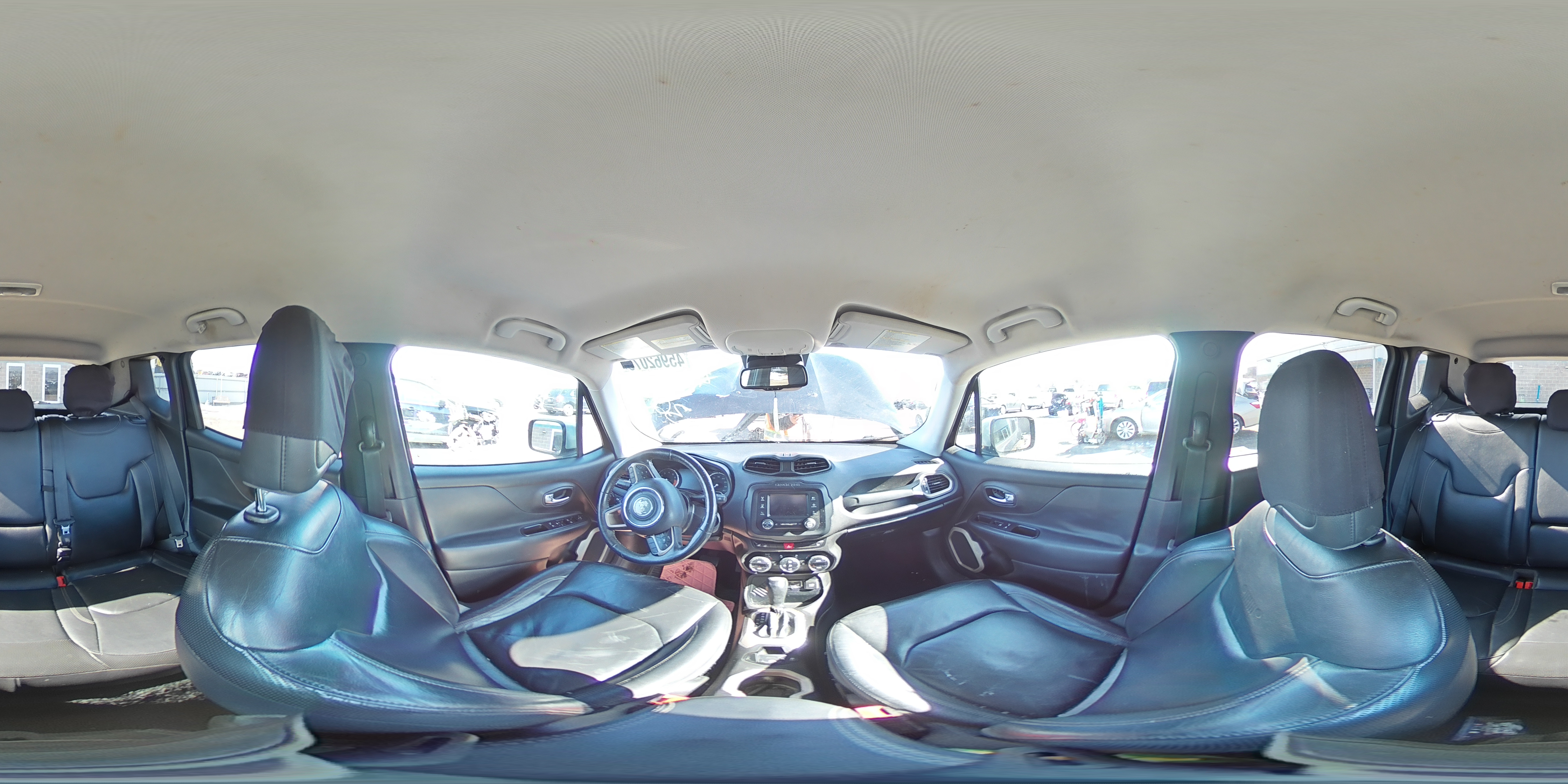 2016 Jeep Renegade - Image 13