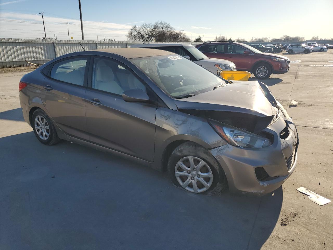 2013 Hyundai Accent - Image 4