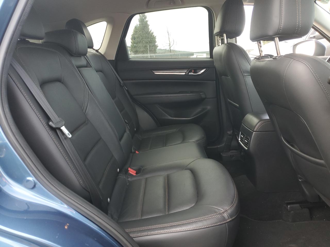 2017 Mazda CX-5 - Image 11
