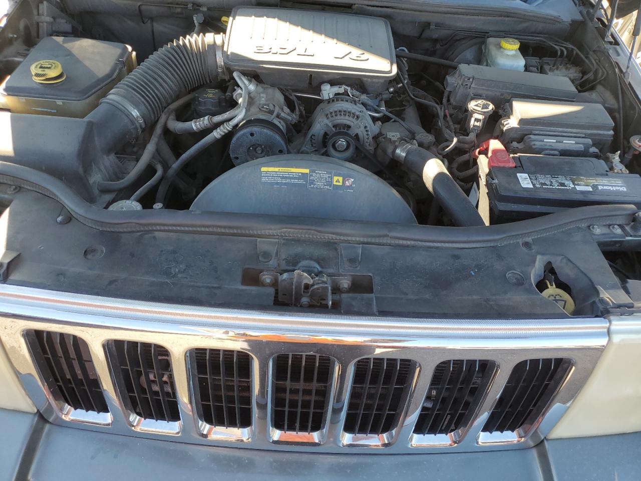 2007 Jeep Commander - Image 12