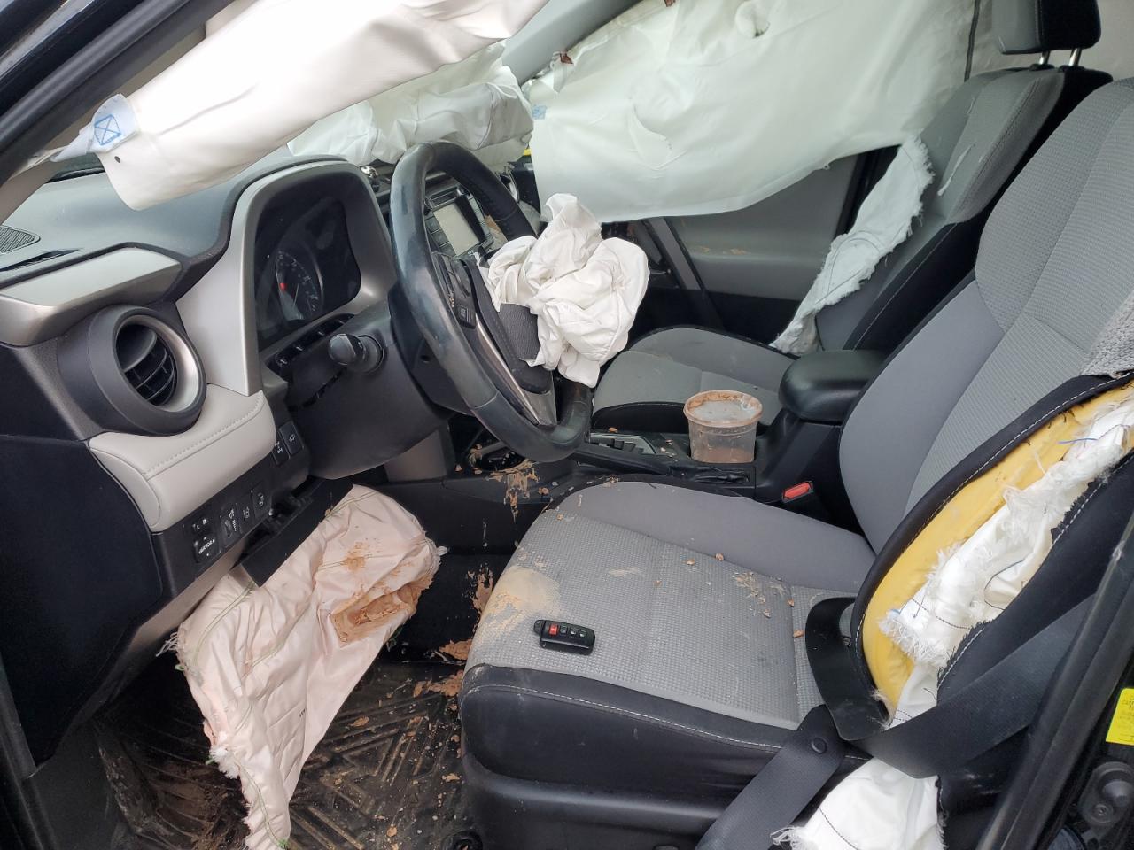 2018 Toyota RAV 4 - Image 7