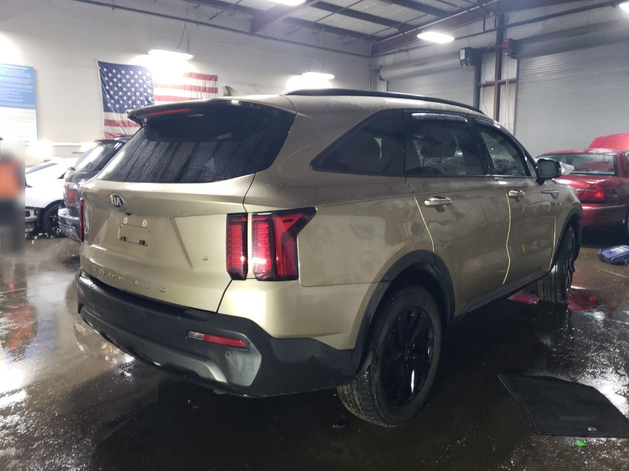2021 Kia Sorento - Image 3
