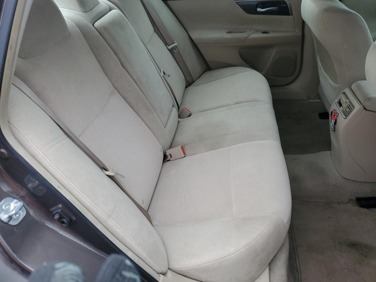 2013 Nissan Altima - Image 10