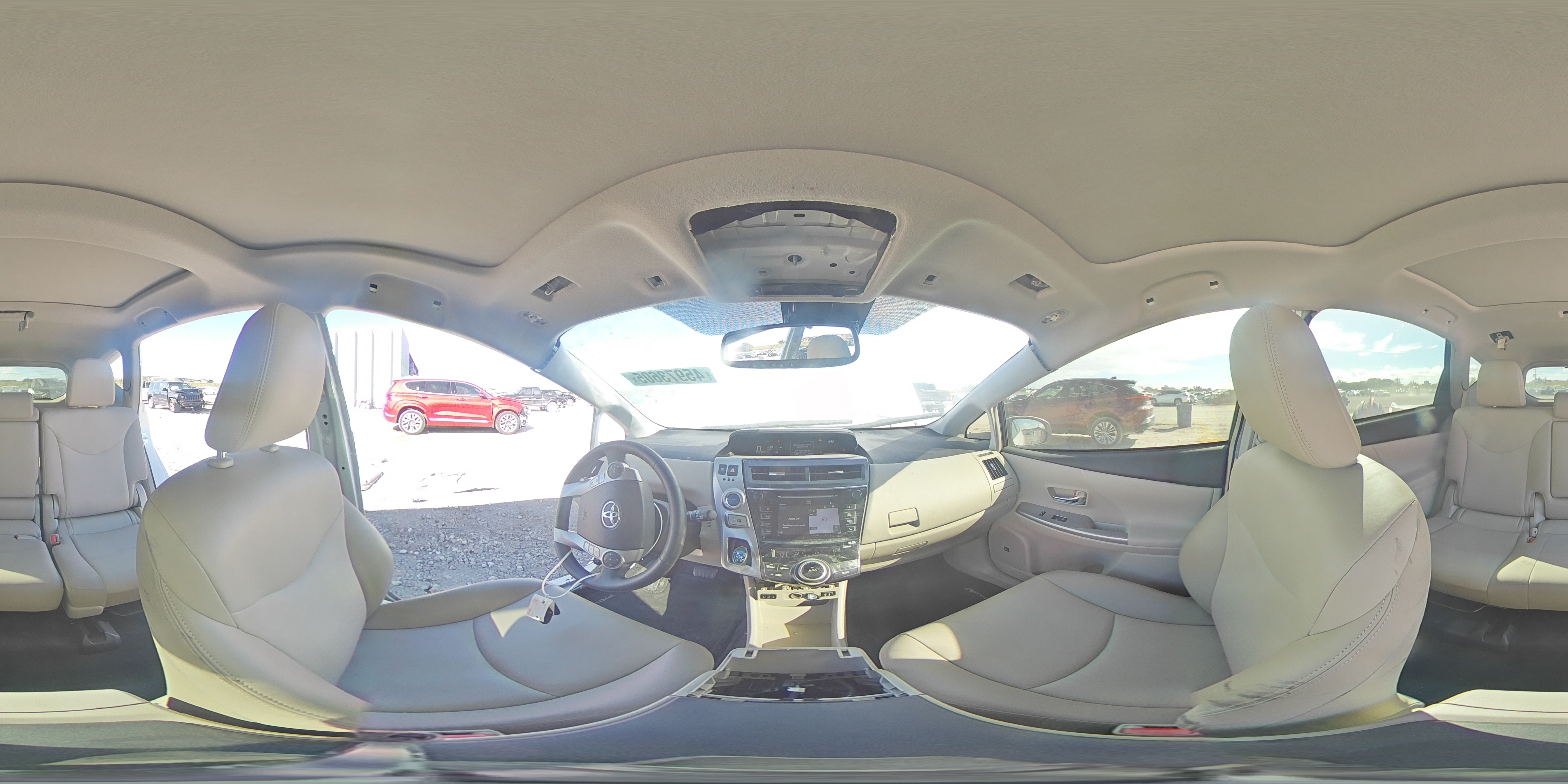 2016 Toyota Prius - Image 14