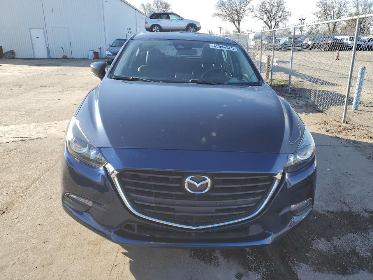 2017 Mazda 3 - Image 5
