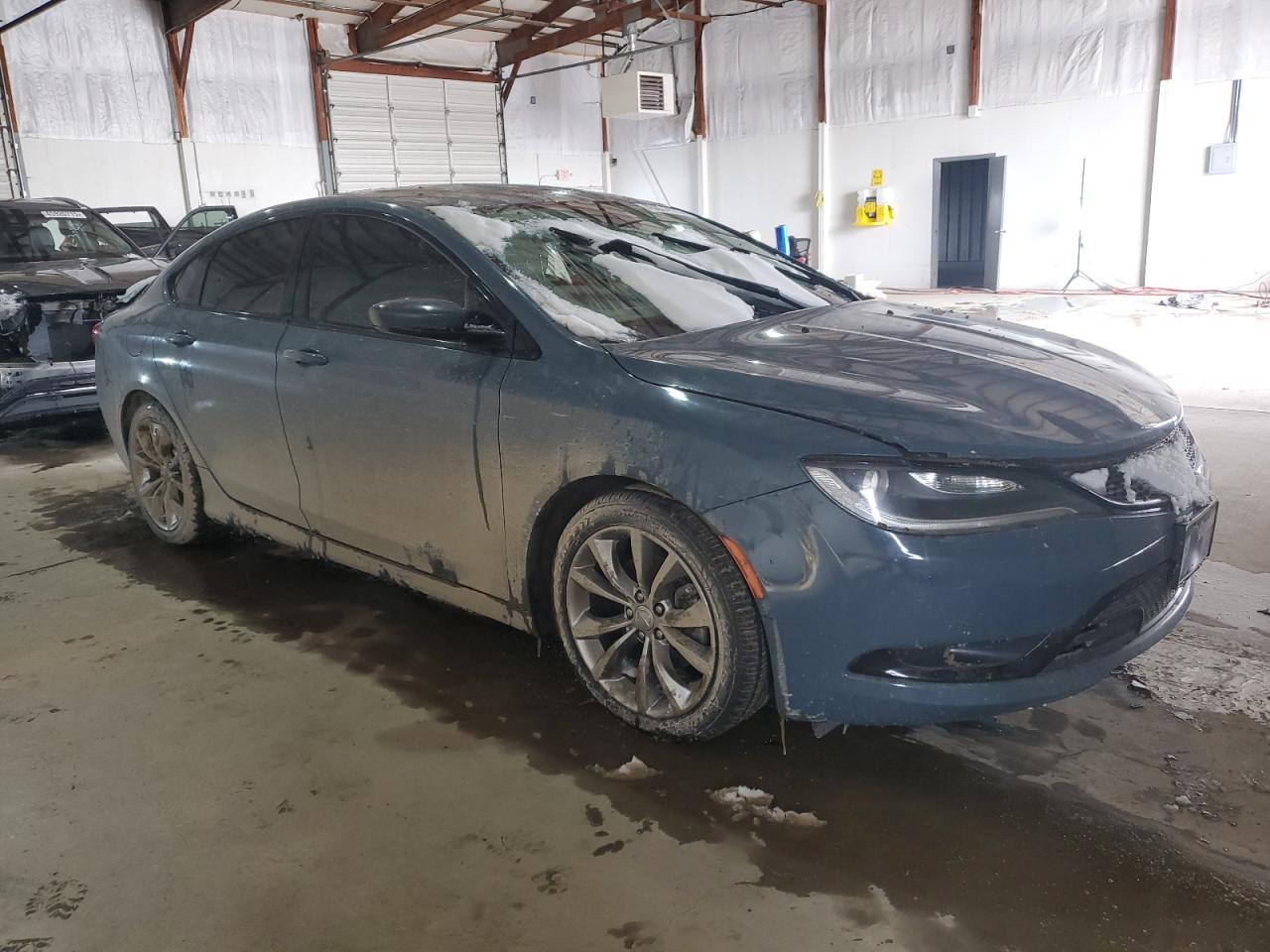 2015 Chrysler 200 - Image 4