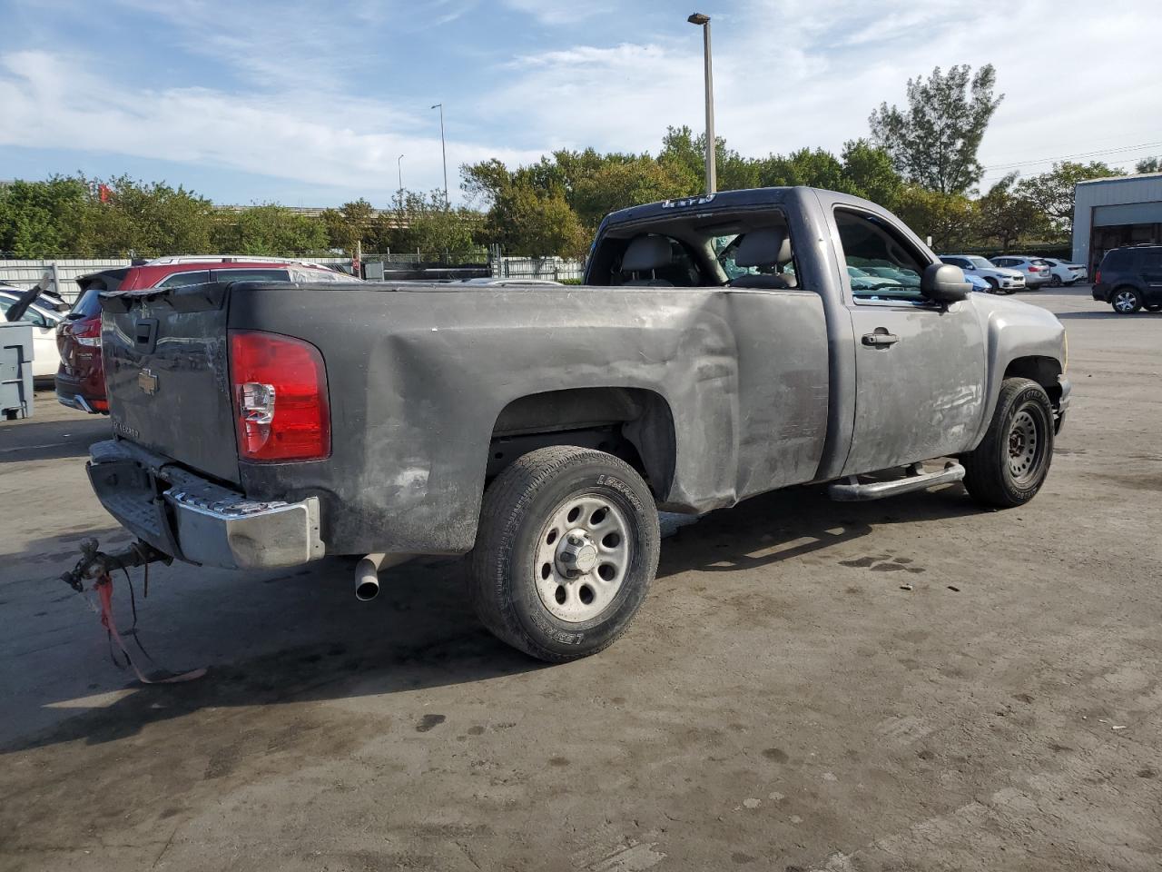 2011 Chevrolet Silverado - Image 3