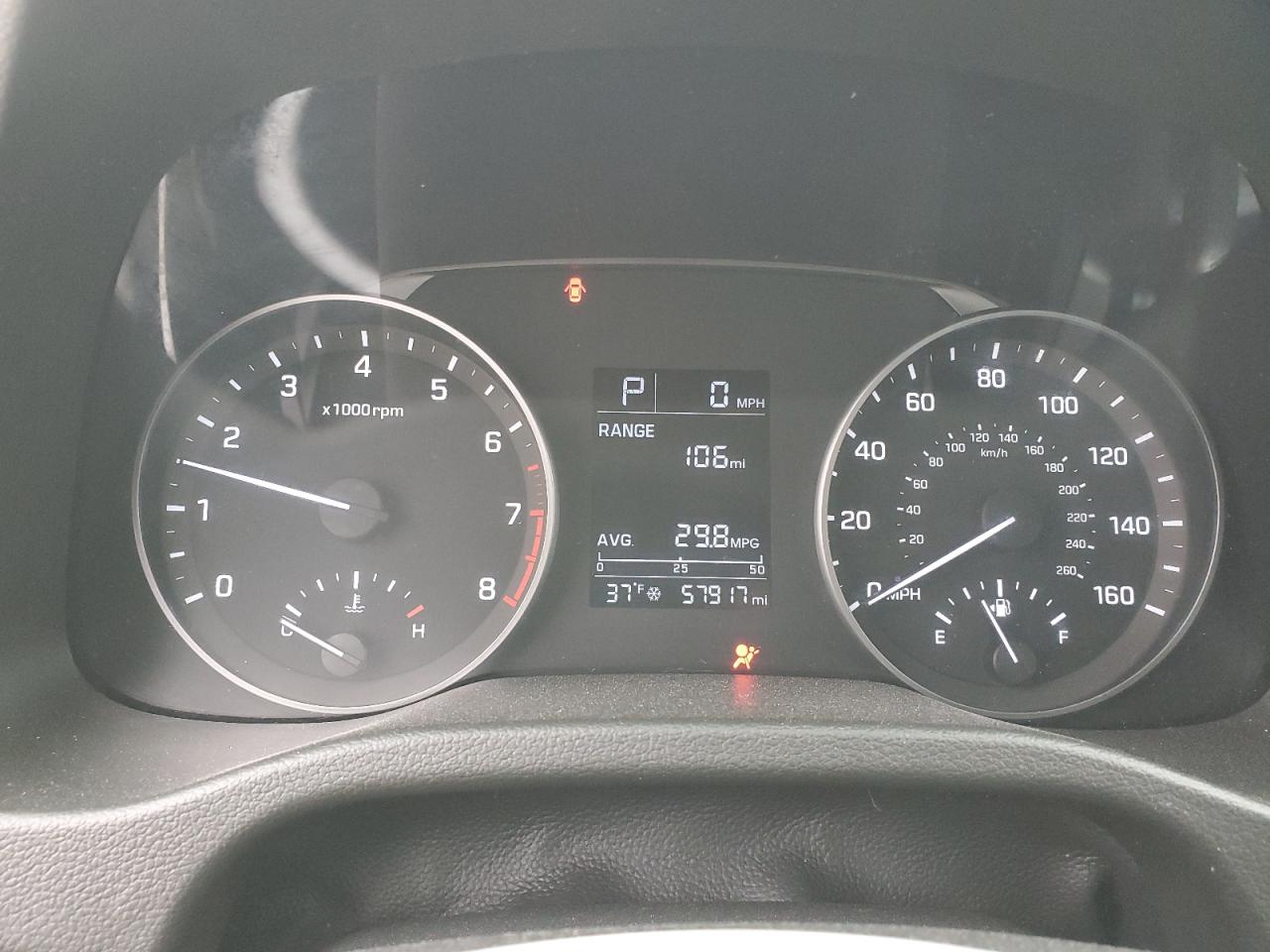 2018 Hyundai Elantra - Image 9
