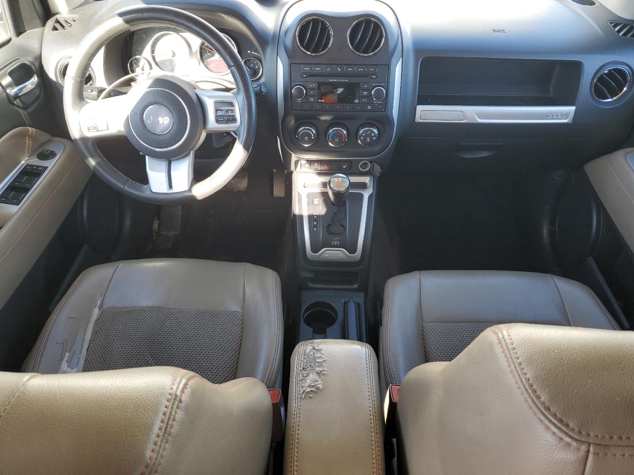 2015 Jeep Compass - Image 8