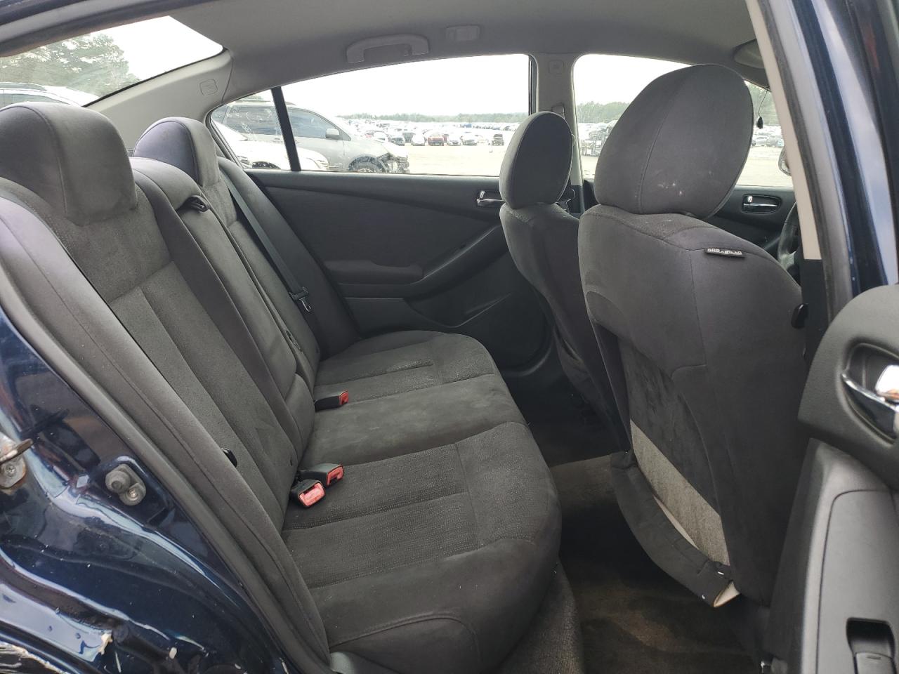 2010 Nissan Altima - Image 10