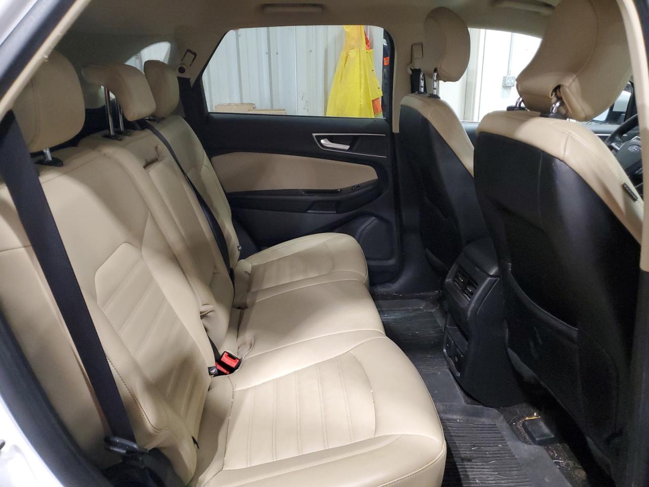2019 Ford Edge - Image 11