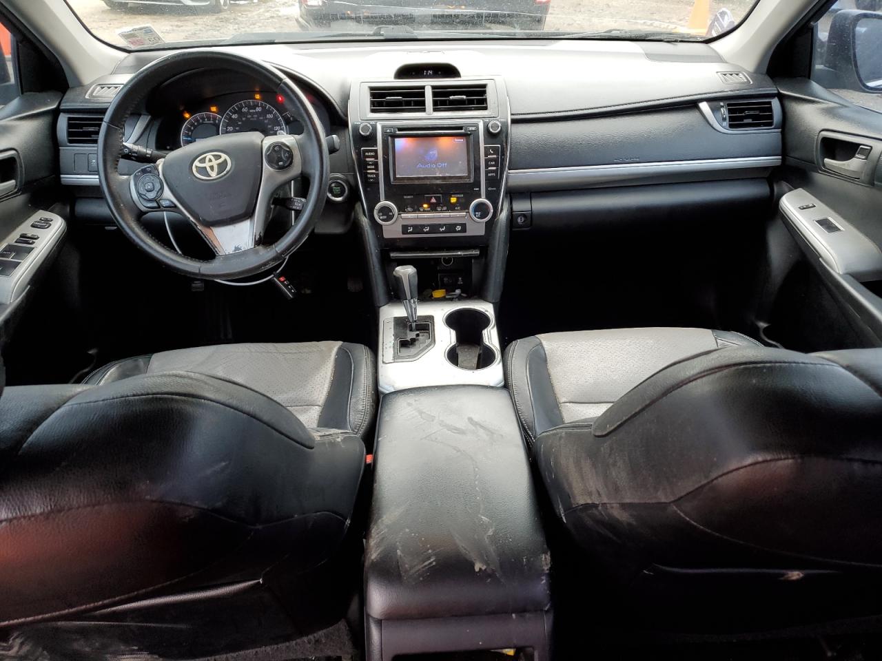 2012 Toyota Camry - Image 8