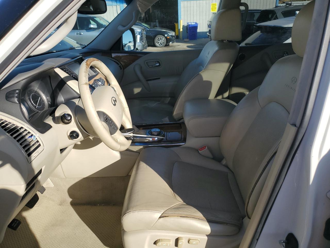 2014 Infiniti QX80 - Image 7