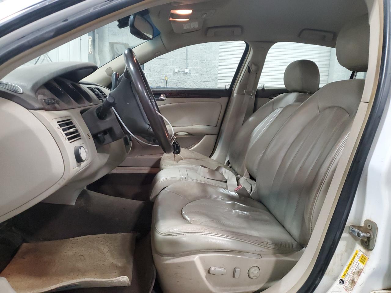 2008 Buick Lucerne - Image 7
