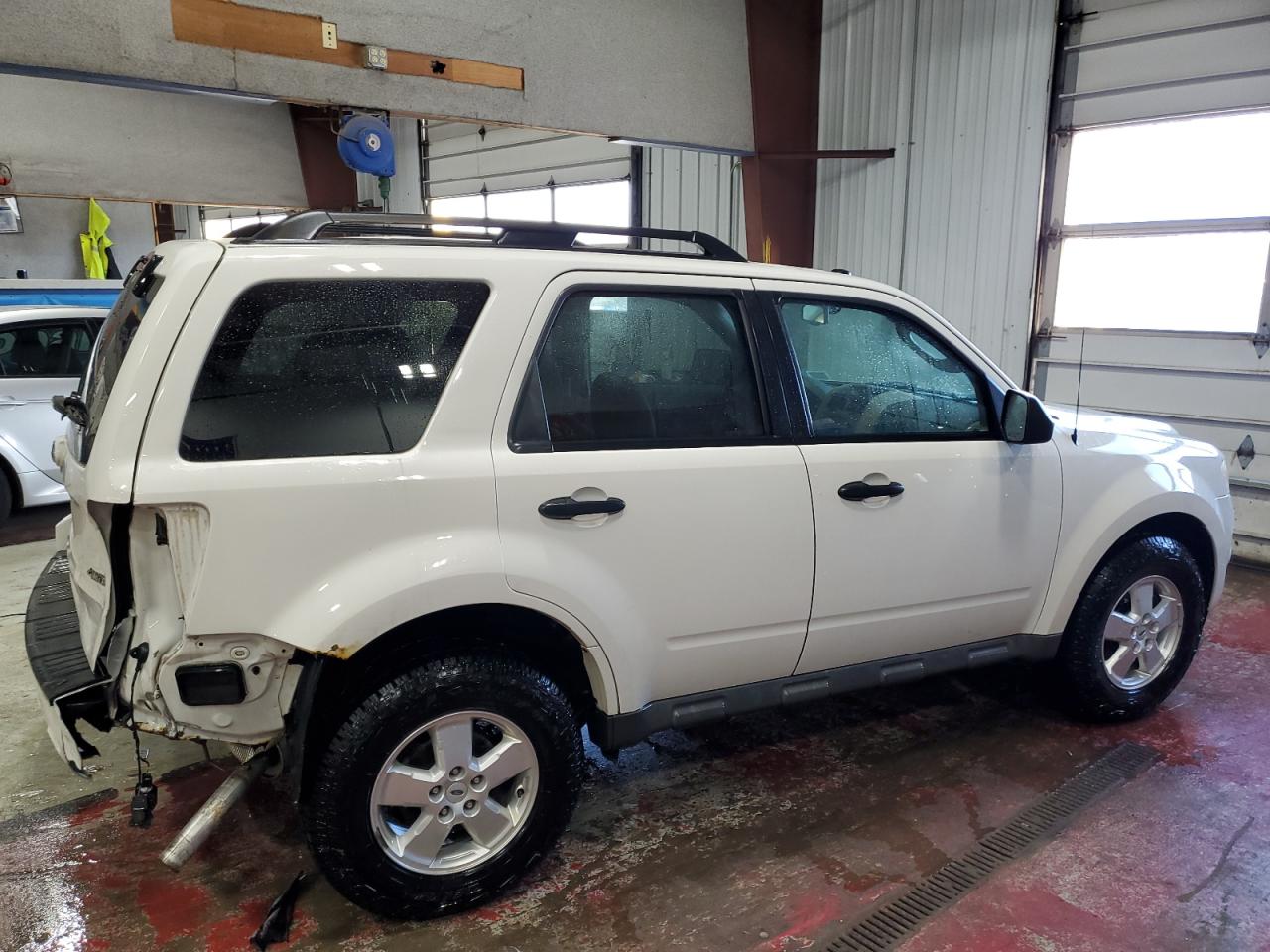 2009 Ford Escape - Image 3