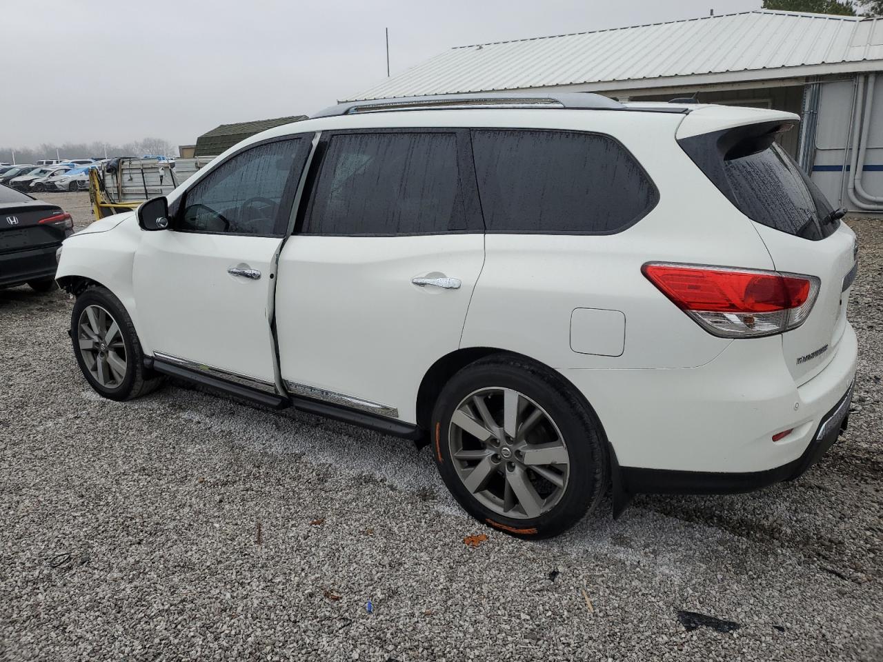 2014 Nissan Pathfinder - Image 2