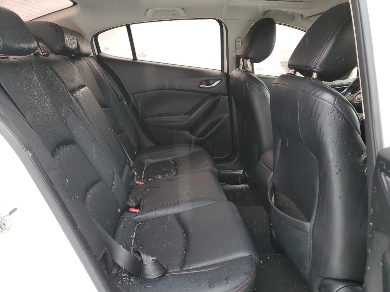 2016 Mazda 3 - Image 10