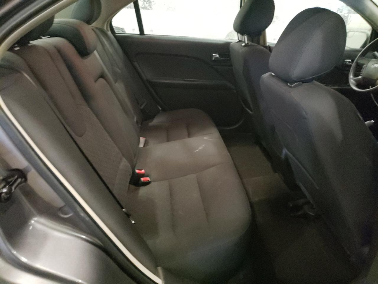 2012 Ford Fusion - Image 11