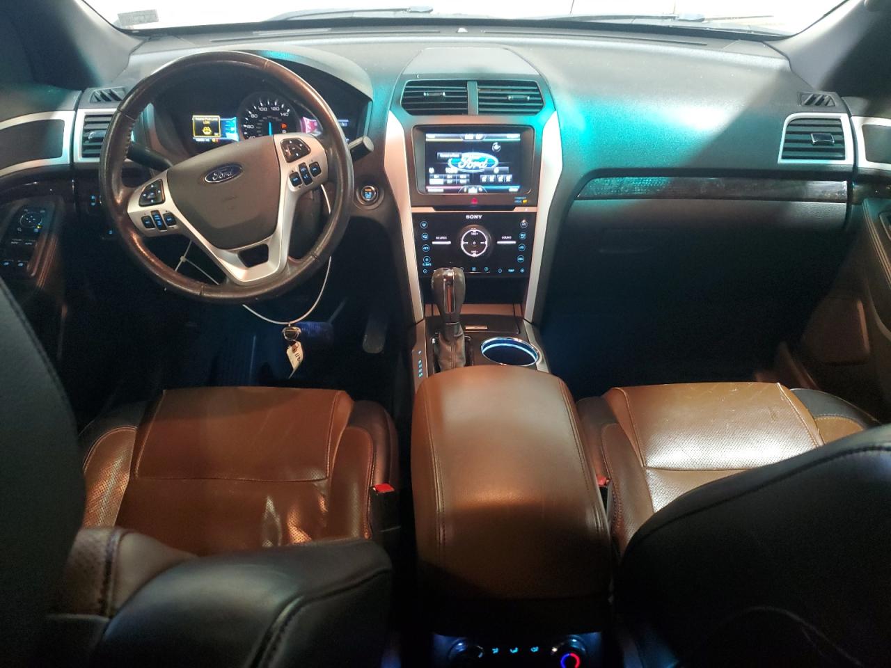 2011 Ford Explorer - Image 8