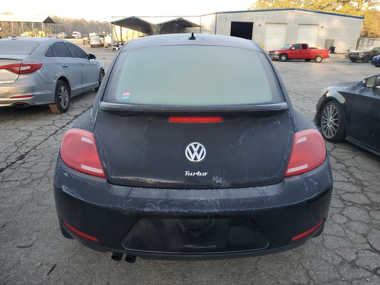 2016 Volkswagen Beetle - Image 6