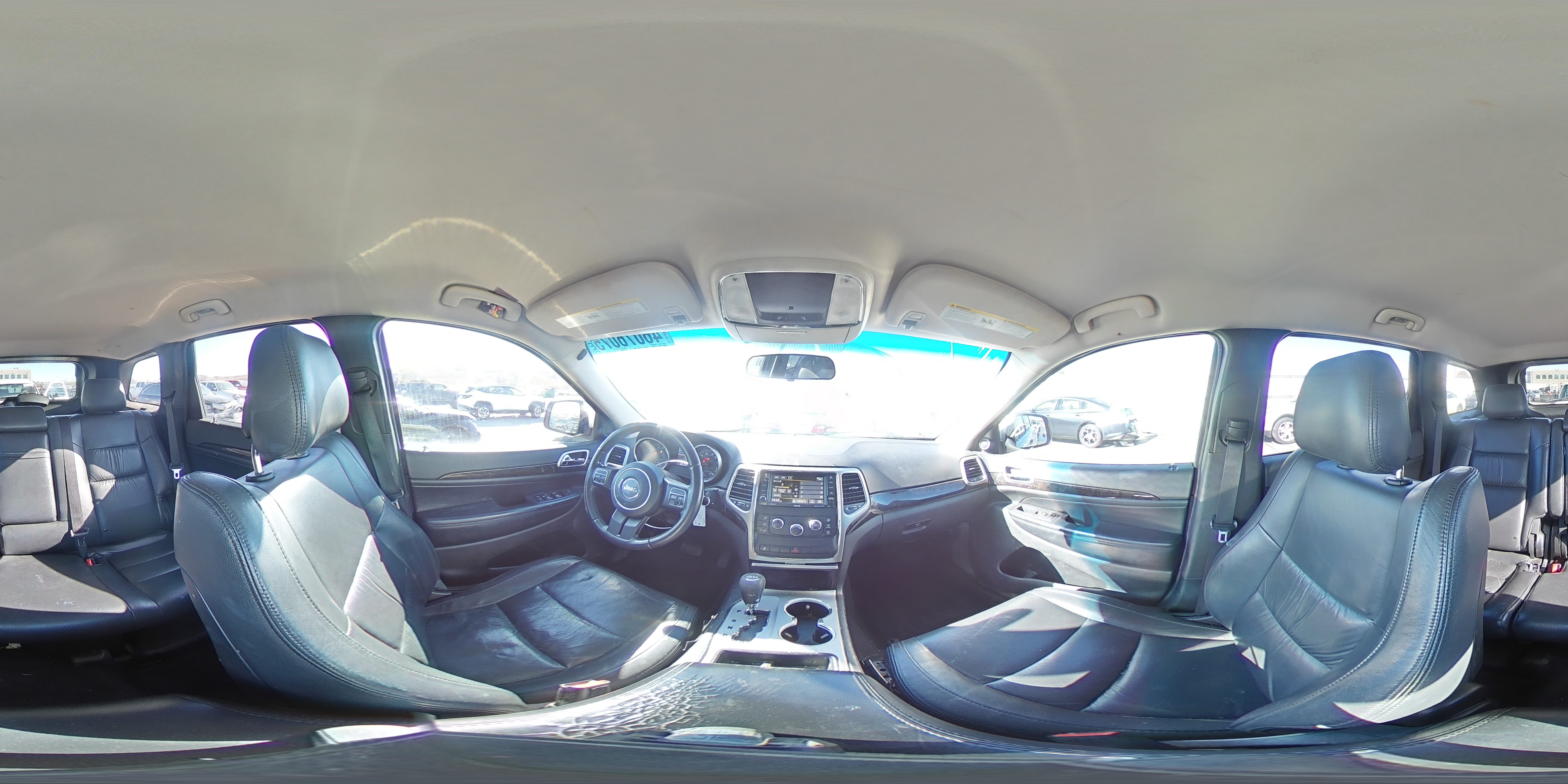 2013 Jeep Grand Cherokee - Image 15