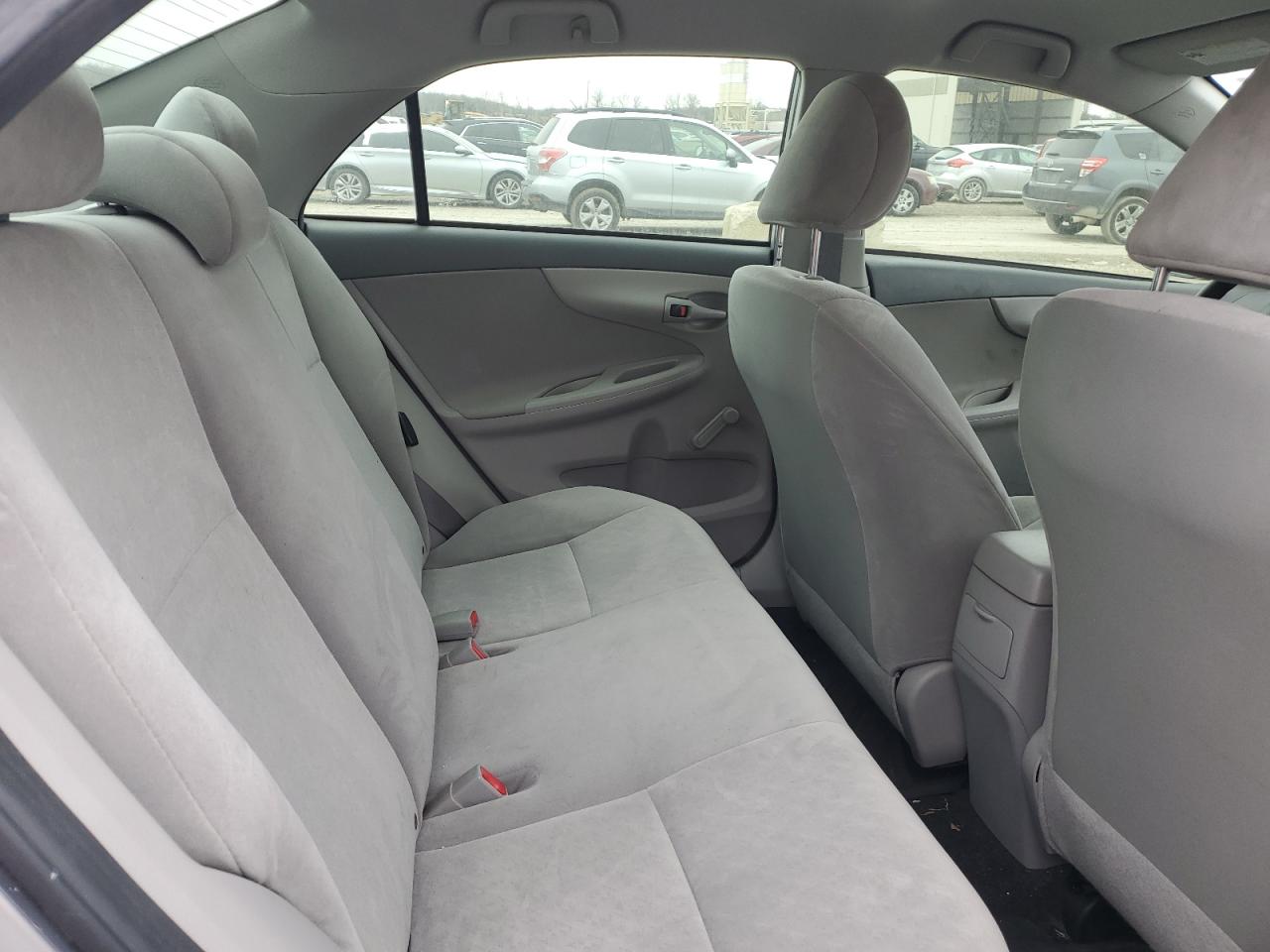 2010 Toyota Corolla - Image 11