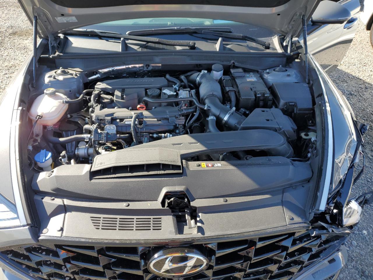 2022 Hyundai Sonata - Image 11